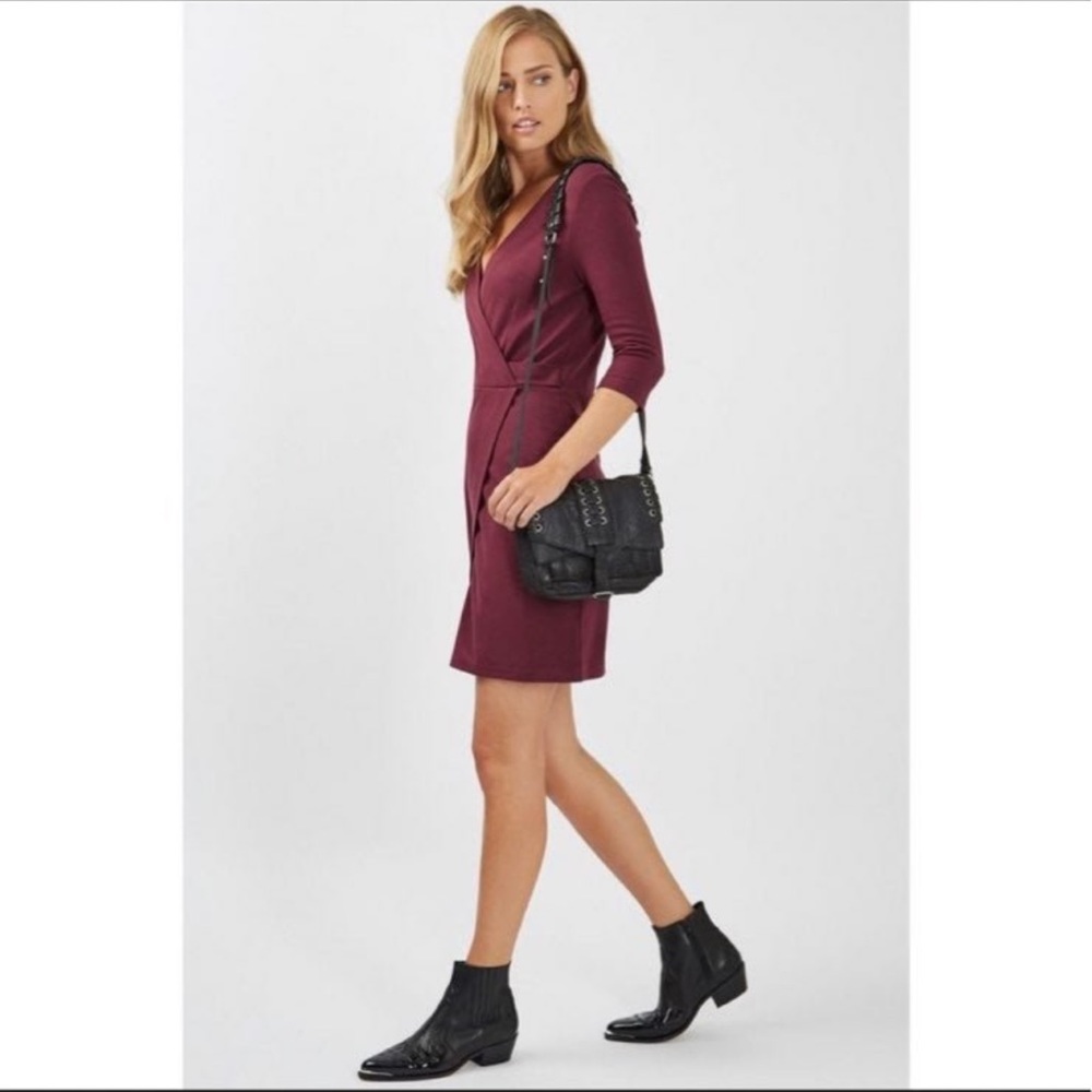 Topshop burgundy wrap dress  🌸4🌸 nwt